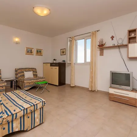 With A Parking Space Supetar, Brac - 5607 Apartment